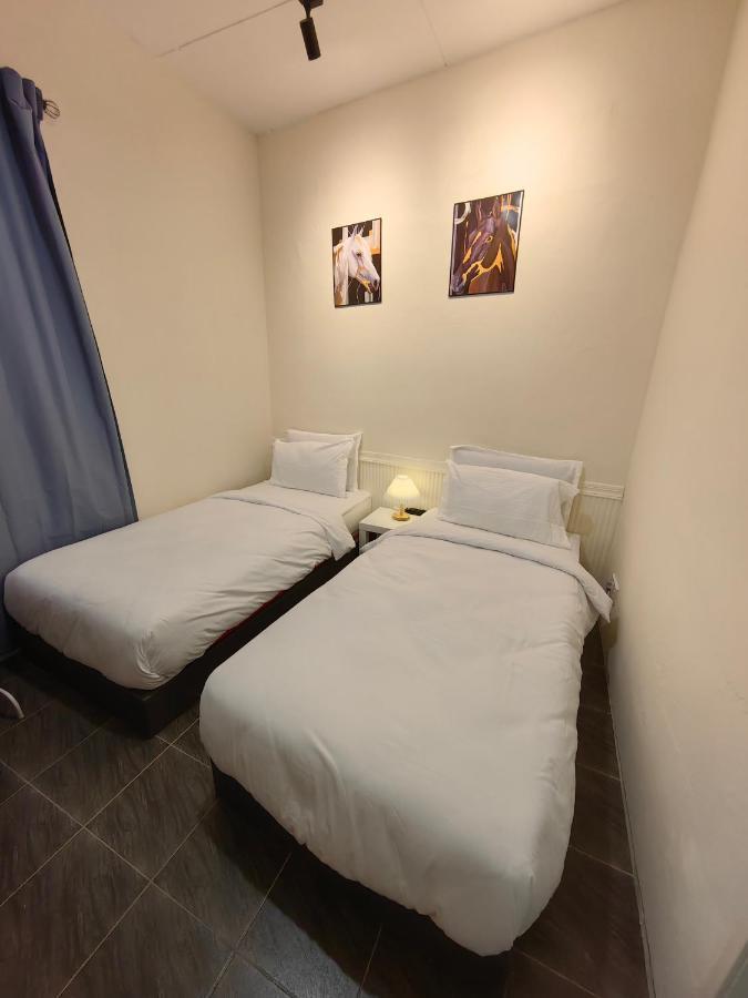 Ww Hostel 22A Private Shower จอร์จทาวน์ ภายนอก รูปภาพ
